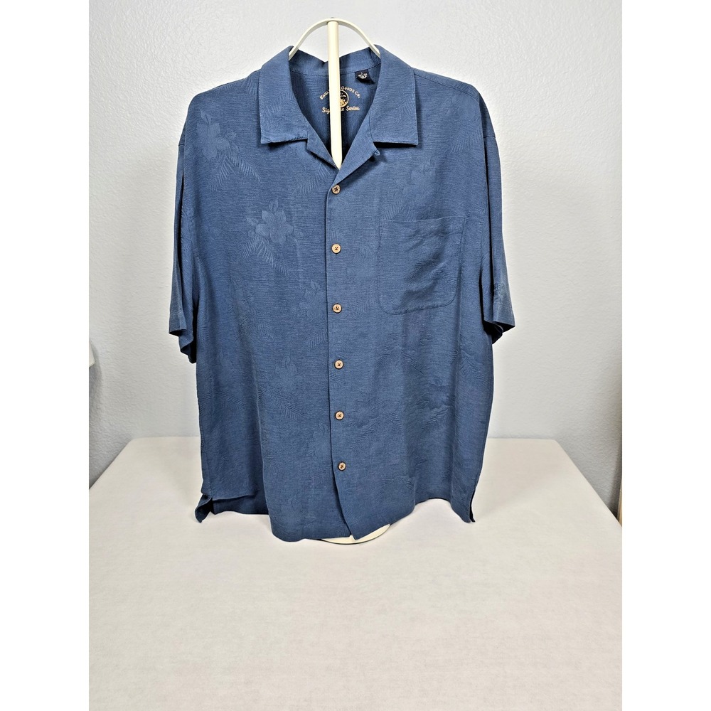 Eagle Dry Goods Mens Shirt Signature Series Hawaiian 100% Silk Blue Size L